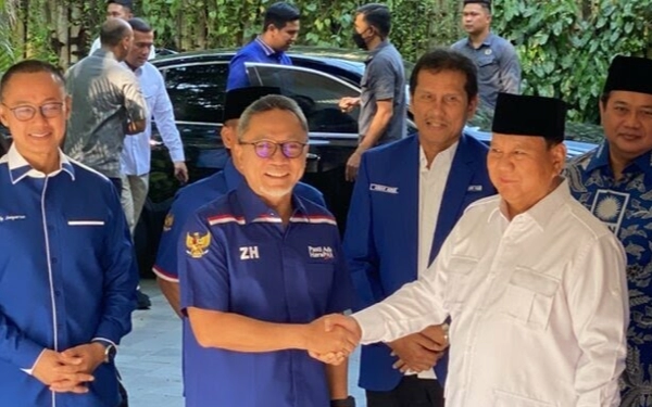 Thumbnail Setelah Hary Tanoe dan Yusril, Giliran Zulhas Sambangi Prabowo