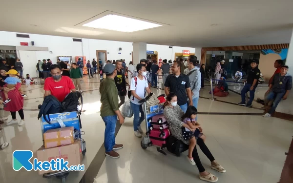 Thumbnail 40 Ribu Penumpang Padati Bandara Juanda Hari Ini, Prediksi Puncak Arus Balik 1 Mei