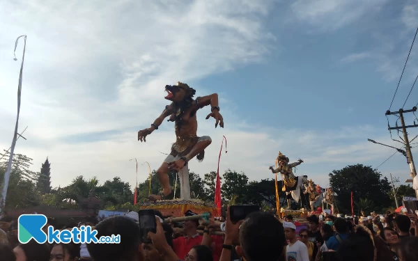 Thumbnail Pawai Ogoh-Ogoh  akan Jadi Event Tahunan Surabaya