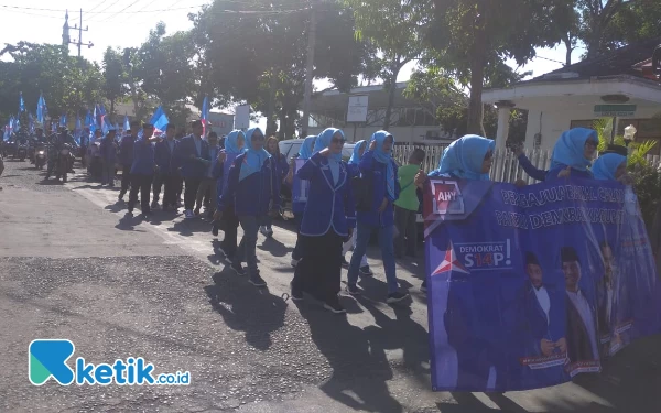 Thumbnail Tuntas, Dua Parpol Mendaftar ke KPU Lumajang Tengah Malam