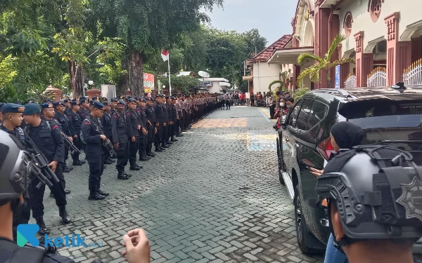 Thumbnail 1600 Aparat Dikerahkan untuk Amankan Sidang Kanjuruhan di PN Surabaya