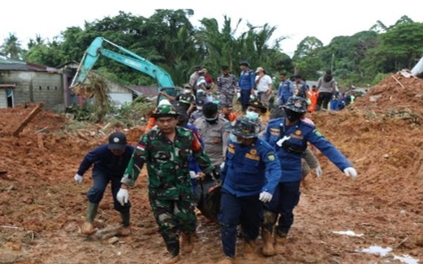 Evakuasi Hari Kelima, Korban Longsor Natuna 46 Meninggal dan 9 Hilang