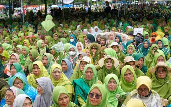 Thumbnail Khofifah Bakal Kumpulkan Ratusan Ribu Kader Muslimat di Stadion GBK