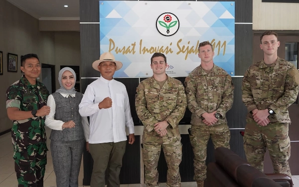 Thumbnail Tentara AS Berbagi Ilmu Penerbangan di Pelita Hati School Jember