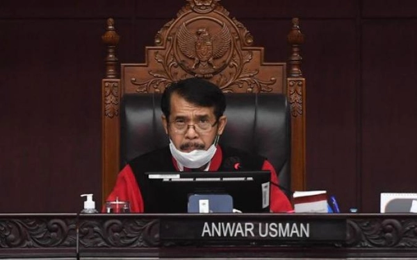 Thumbnail ICW Sebut Anwar Usman Tidak Layak Lagi Menjadi Hakim Konstitusi