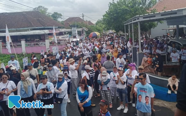 Thumbnail Ribuan Warga Kabupaten Malang Ikuti Jalan Sehat Gemoy, Yakin Prabowo Presiden