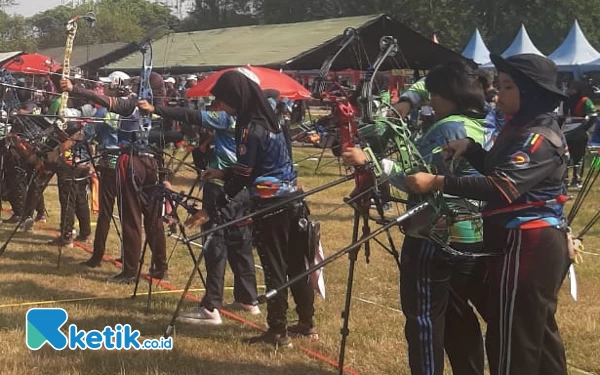 Thumbnail HUT ke-67 TNI AL, Puspenerbal Gelar 3th Fly Navy International Archery Open