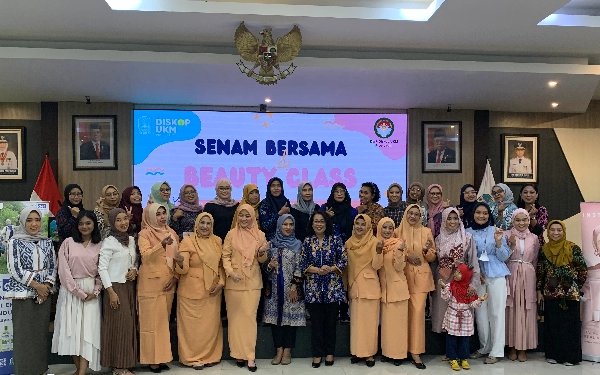 Thumbnail Instaperfect Gelar Beauty Class Bersama Dharma Wanita Diskop UKM Jatim