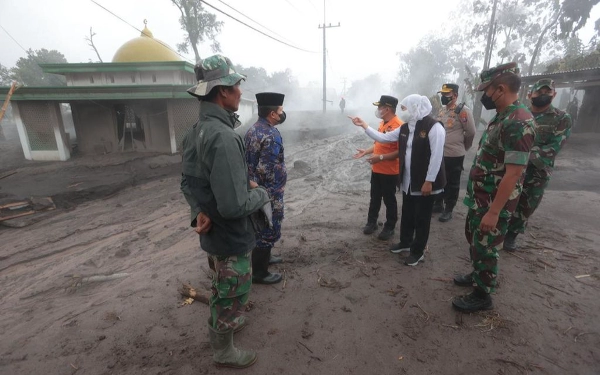 Thumbnail Tinjau APG Semeru, Khofifah Pastikan Keselamatan Perlindungan Masyarakat Prioritas Utama