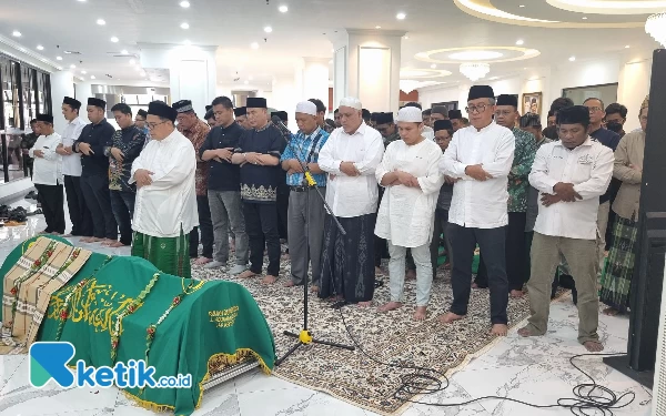 Penghormatan Terakhir, PBNU Gelar Salat Jenazah dan Baca Tahlil untuk KH Amiruddin Nahrawi