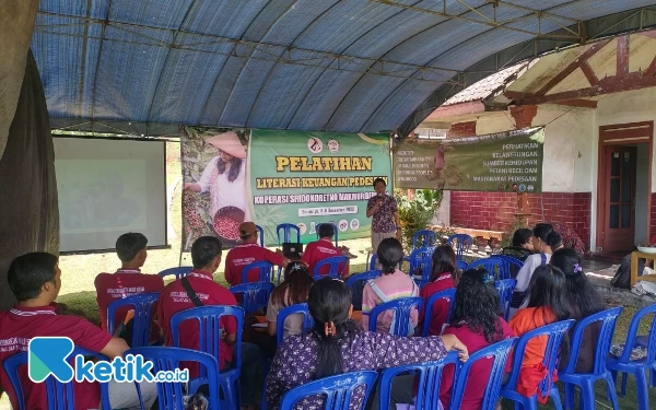 Thumbnail Aliansi Petani Indonesia Beri Pelatihan Literasi Keuangan bagi Petani Kopi Kabupaten Malang