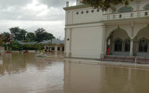 Thumbnail Sedih, 19 Ribu Warga Mengungsi Akibat Banjir Aceh 