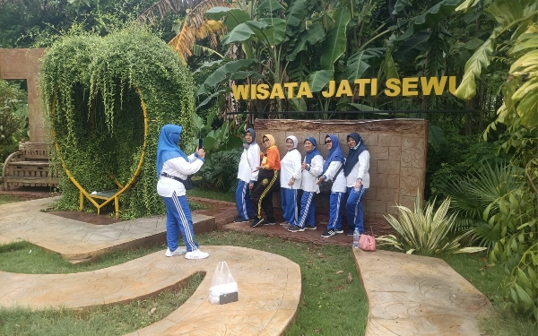 Thumbnail Jati Sewu Menganti Gresik, Wisata Baru untuk Keluarga