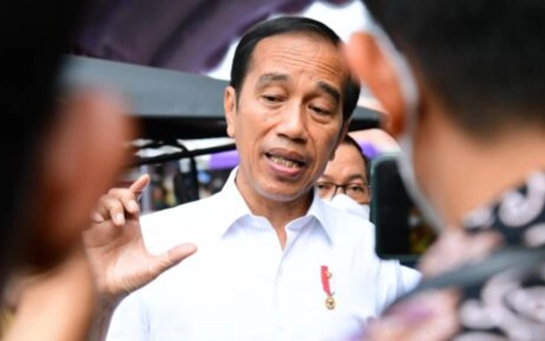 Thumbnail Presiden Jokowi Larang Penjualan Rokok Eceran di 2023 