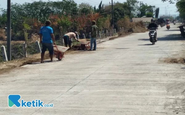 Thumbnail Beton Retak di Jalan Krembung-Mojoruntut Sidoarjo Tidak Dibayar, Kontraktor Pelaksana Kehilangan Rp 1,2 Miliar