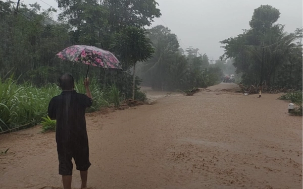 Thumbnail Berita - Diguyur Hujan 2 Hari, Sejumlah Wilayah Malang Selatan Dilanda Banjir