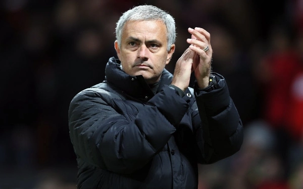 Thumbnail Gila! Mourinho Ditawari Gaji Rp75 Miliar per Bulan untuk Tukangi Arab Saudi