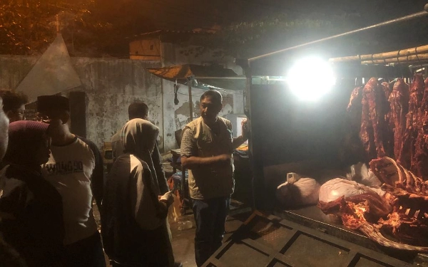 Thumbnail Pemkot Surabaya Temukan Pengiriman Daging Tanpa Surat Resmi