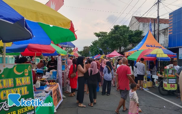 Thumbnail Festival Ramadan Situbondo Jadi Ajang Ngabuburit Masyarakat