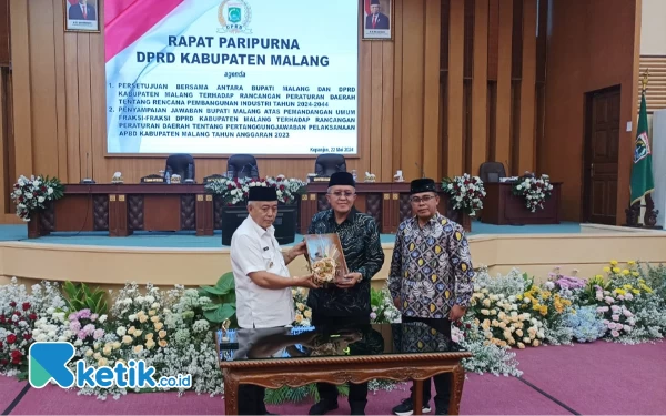 Thumbnail DPRD Kabupaten Malang dan Bupati Sepakati Ranperda Rencana Pembangunan Industri