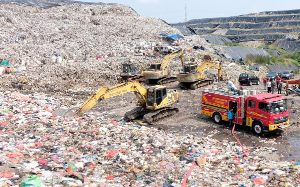 Thumbnail Pemkot Surabaya Sukses Tekan Sampah sampai 22 Persen Selama Ramadan 