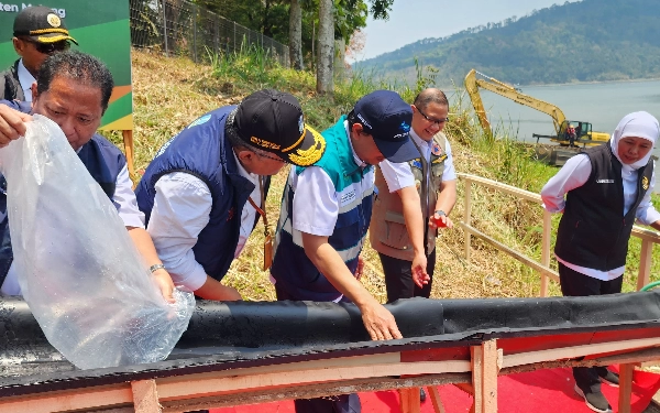 Thumbnail Berita - Hadapi Dampak El Nino dan Banjir, Jasa Tirta 1 Bersama Pemprov Jatim Siapkan Program Mitigasi