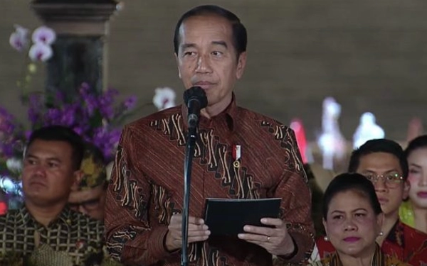 Presiden Jokowi: Bangsa Indonesia Patut Bersyukur Memiliki Batik