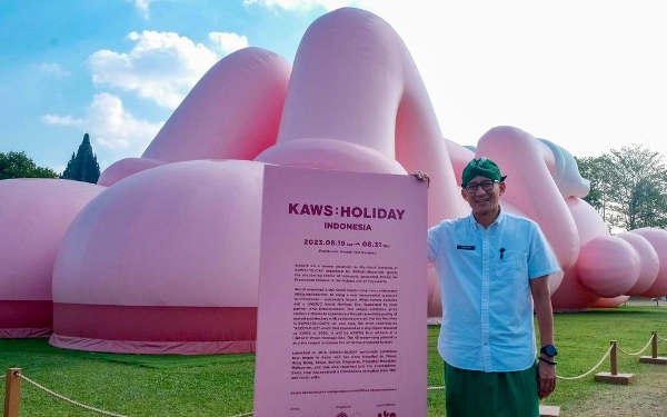 Thumbnail Menparekraf: Pameran "KAWS: Holiday Indonesia" Jadi Promosi Efektif Prambanan ke Mata Dunia