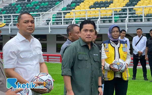 Thumbnail Persiapan Piala Dunia U-20, Erick Thohir Acungkan Jempol untuk GBT Surabaya 