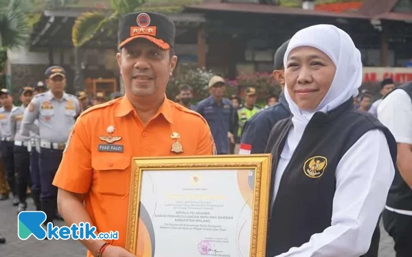 Thumbnail Bantu Tangani Karhutla, Kepala BPBD Kabupaten Malang Raih Penghargaan dari Gubernur Jatim