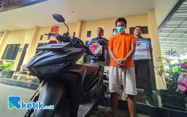 Thumbnail Kurang dari 24 Jam, Polres Pacitan Bekuk Pelaku Penggelapan Motor