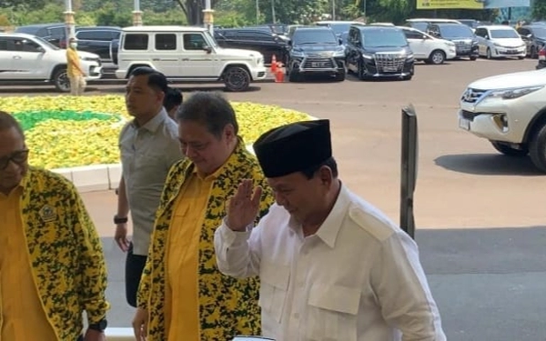 Thumbnail Golkar Ajukan Gibran Jadi Cawapres KIM, Prabowo: Pak Airlangga Berjiwa Besar