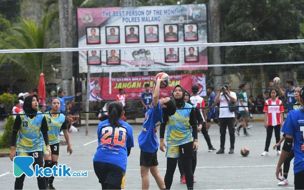 Diikuti 40 Klub, Turnamen Voli Presisi Cup 2024 di Polres Malang Berlangsung Meriah