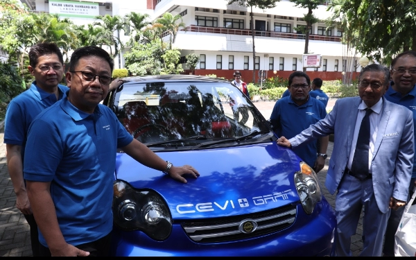 Thumbnail Keren! Mahasiswa Ubaya Ciptakan Mobil Listrik CEVI C1