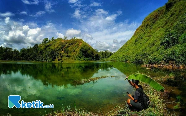 Thumbnail Musala Apung Bakal Hiasi Telaga Sono Pacitan, Kini Panitia Siapkan Bahan Baku