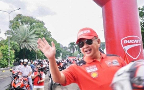 Thumbnail Berita - Lepas Rolling Thunder Ducati, Bamsoet : Patuhi Aturan Lalin, per Jam 3 Tewas Kecelakaan