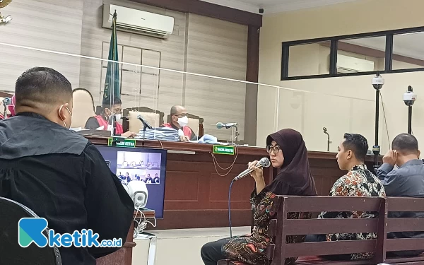 Thumbnail Berita - Istri Kasubag Rapat dan Risalah Sekwan Akui Uang yang Disita dari THR Anggota Dewan