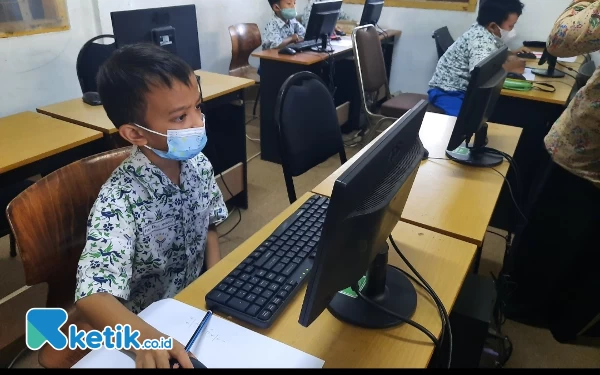 Thumbnail Separuh Anggaran Kota Surabaya untuk Anak, UNICEF Acungkan Jempol