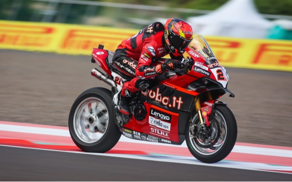 Thumbnail Hari Pertama WSBK Mandalika, Pembalap Ducati Ruben Rinaldi Berkuasa Penuh