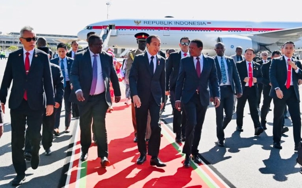 Thumbnail Presiden Jokowi Tiba di Kenya, Dijadwalkan Bertemu Presiden William Ruto