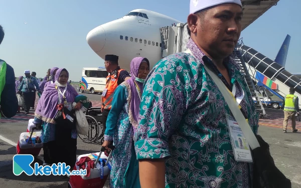 Thumbnail Berita - Besok, Kloter Pertama Jemaah Haji Tiba di Surabaya