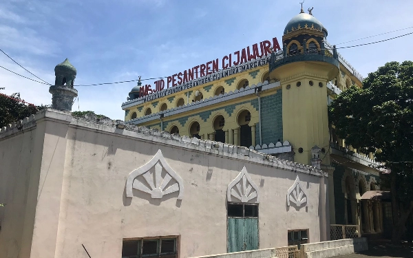 Masjid Pesantren Cijawura Bandung, Saksi Bisu Syiar Islam dan Gugurnya 200 Pejuang