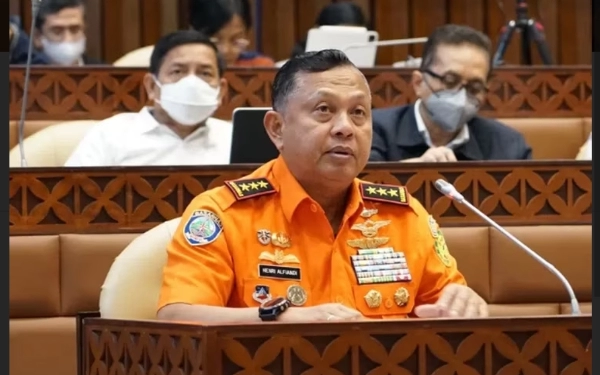 Thumbnail Puspom TNI Pastikan Kabasarnas Sudah Masuk Tahanan Militer