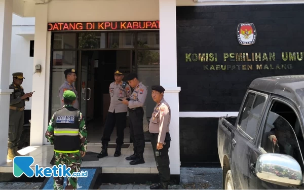 Thumbnail Jelang Pemilu 2024, Polres Malang dan Kodim 0818 Gelar Patroli Besar