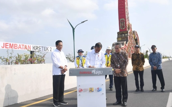 Jokowi Resmikan Jembatan Kretek 2 di Bantul, Lengkapi Konektivitas JLS