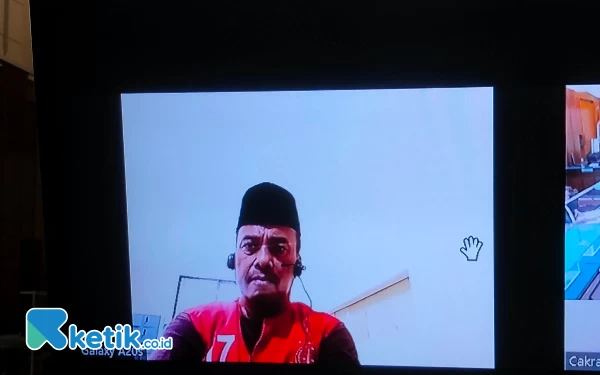 Thumbnail Berita - Jelang Hadapi Sidang Vonis, Eks Wali Kota Blitar Disarankan Hakim Jaga Kesehatan