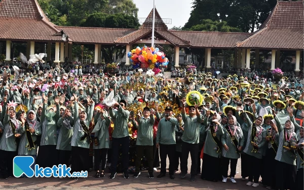 Thumbnail HUT Ke-18 Himpaudi Sidoarjo, Gus Muhdlor Berikan Hadiah Motor dan Sampaikan Komitmen untuk Pendidik PAUD