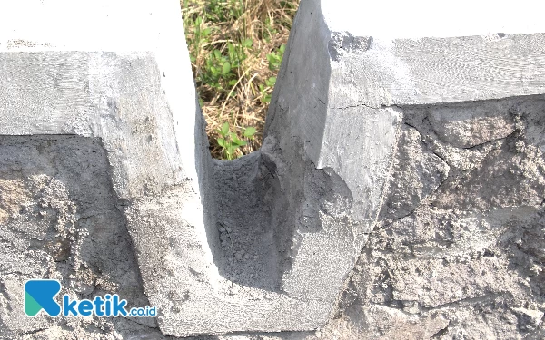 Beton Dinyatakan Bagus, Sebagian TPT Proyek Jalan Beton Desa Tarik-Mliriprowo Diperbaiki