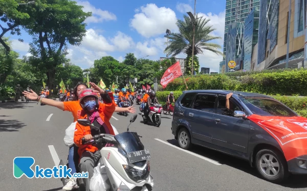 Thumbnail Berita - Awas Ribuan Buruh Masuk Kota Surabaya, Cek Pengalihan  Arus Lalu Lintas