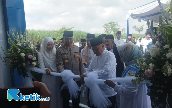 Thumbnail Berita - Permudah Masyarakat Beribadah, Masjid Al-Ajmi di Satpas Prototipe Polres Malang Diresmikan